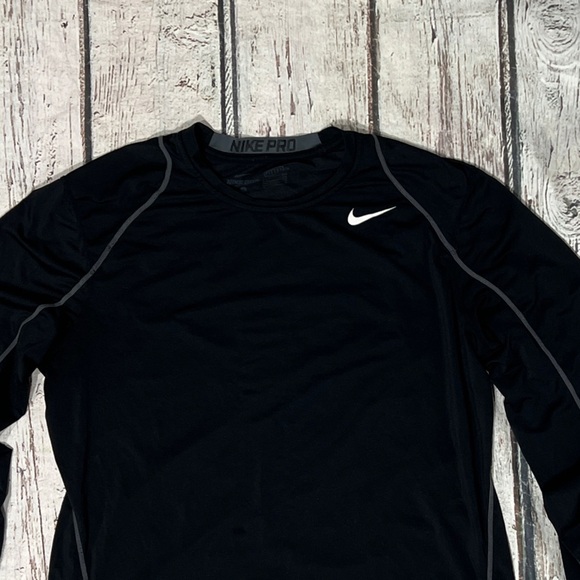 Nike Pro Dri-Fit Athletic Sports Gym Workout Football Mens Shirt - Picture 2 of 4